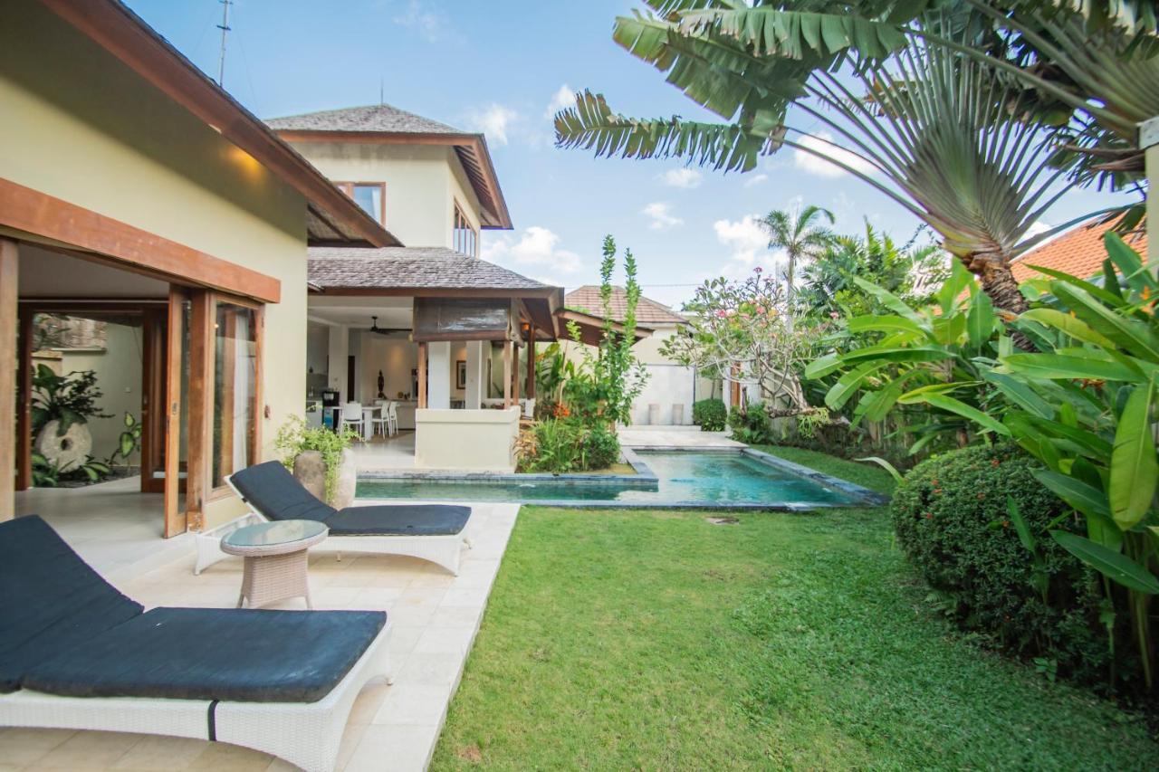 Villa Shanti, Sitara Villa Group Seminyak  Luaran gambar